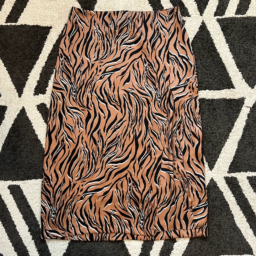 line and dot Satin Pencil Skirt